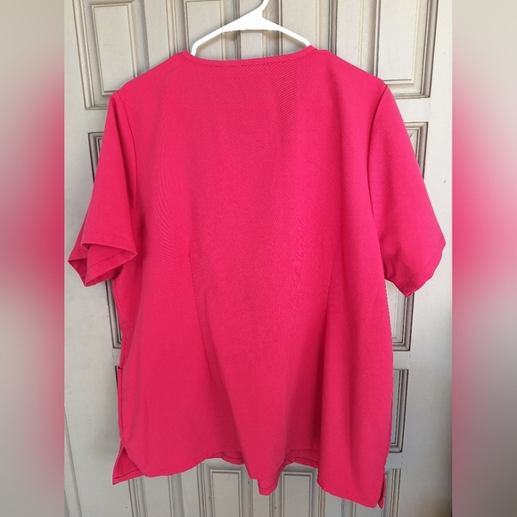 Mandala Pink V-Neck Scrub Top Sz2XL Pockets Pretty - Picture 2 of 6